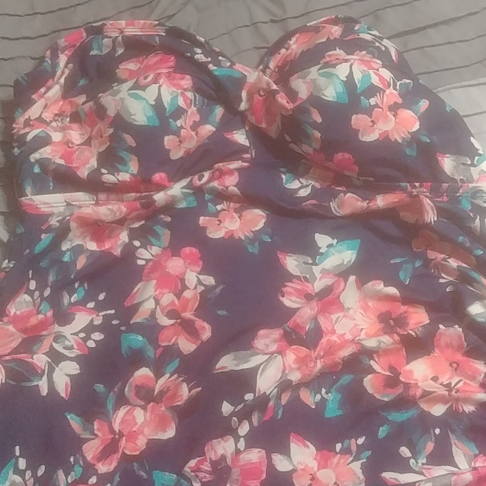 Bathing suit top